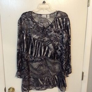 CHICO'S BLACK/WHITE PRINT LONG SLEEVE TOP SZ 3